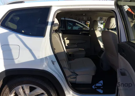 2021 Volkswagen Atlas 3.6L V6 Sel z USA, uszkodzony, nr VIN 1V2BR2CA9MC575229